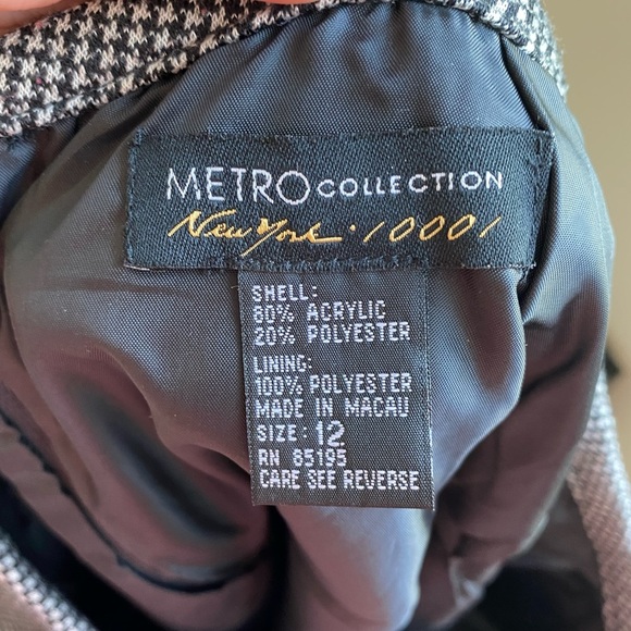 Vintage METRO Collection New York 10001 Black and White Skirt - Picture 7 of 7
